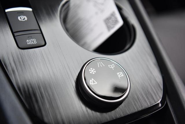 2025 Nissan Rogue Vehicle Photo in Ballwin, MO 63011