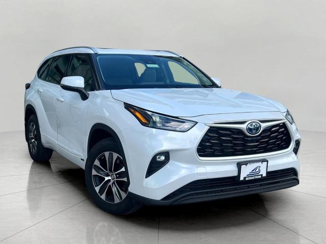 2022 Toyota Highlander Vehicle Photo in Appleton, WI 54914