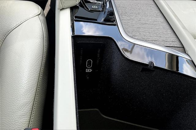 2024 Volvo XC90 Vehicle Photo in Houston, TX 77007