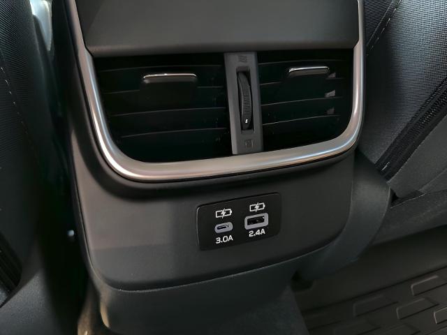 2025 Subaru Outback Vehicle Photo in Green Bay, WI 54304