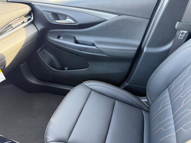 2025 Buick Envista Vehicle Photo in COLUMBIA, MO 65203-3903