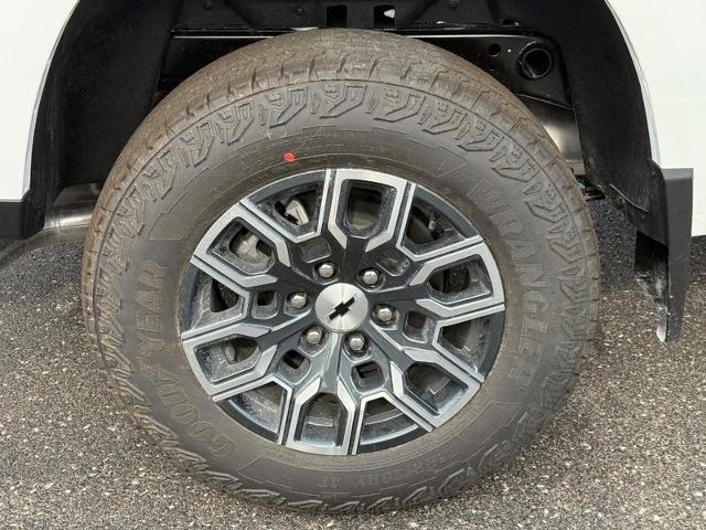 2025 Chevrolet Colorado Vehicle Photo in COLUMBIA, MO 65203-3903
