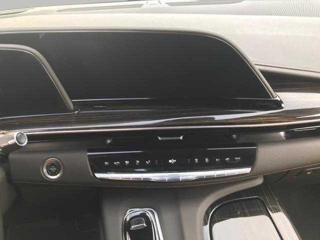 2022 Cadillac Escalade Vehicle Photo in GREEN BAY, WI 54303-3330