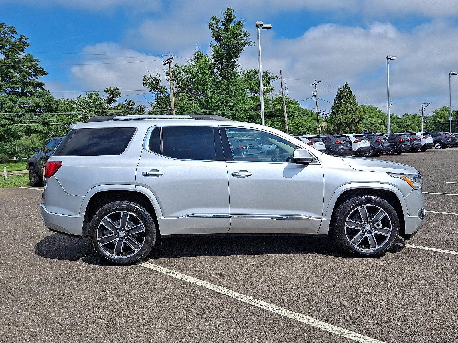 2017 GMC Acadia Vehicle Photo in Trevose, PA 19053