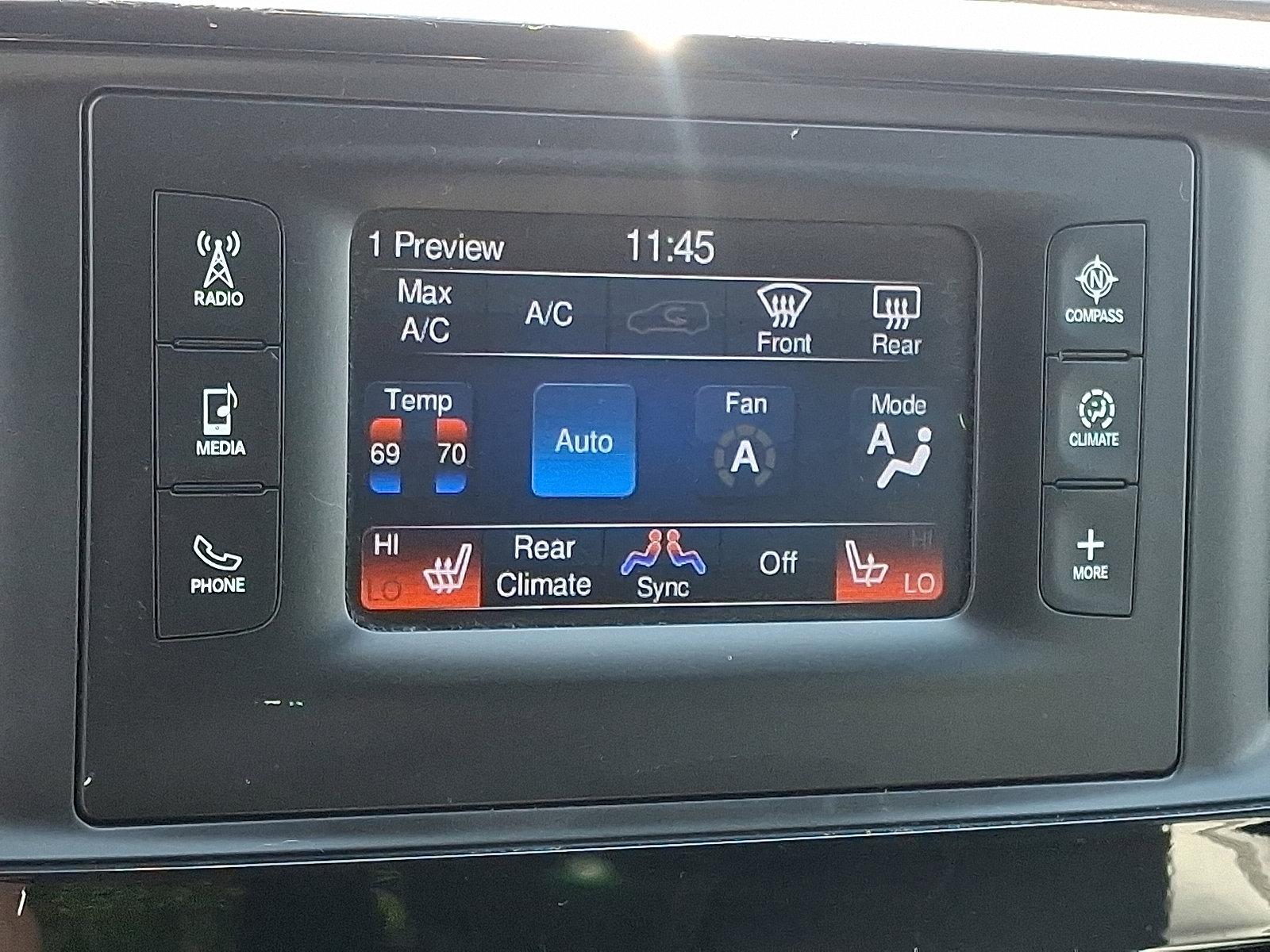 2017 Chrysler Pacifica Vehicle Photo in Easton, PA 18045