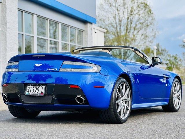 2011 Aston Martin V8 Vantage Vehicle Photo in NEWBERG, OR 97132-1927