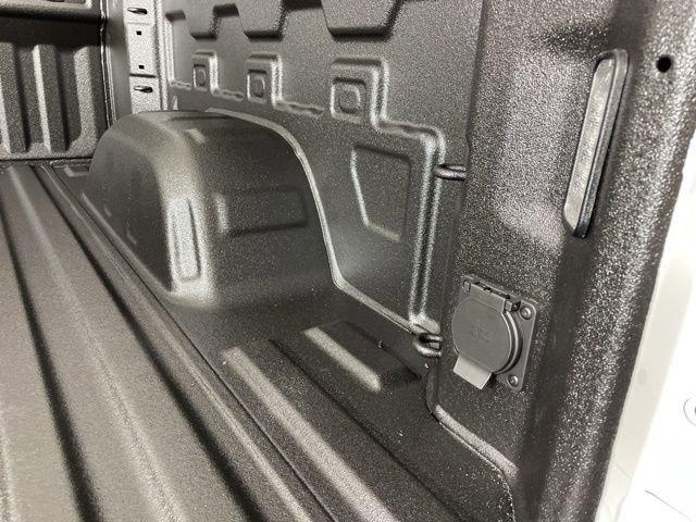 2025 Chevrolet Silverado 1500 Vehicle Photo in PHOENIX, AZ 85014-3381