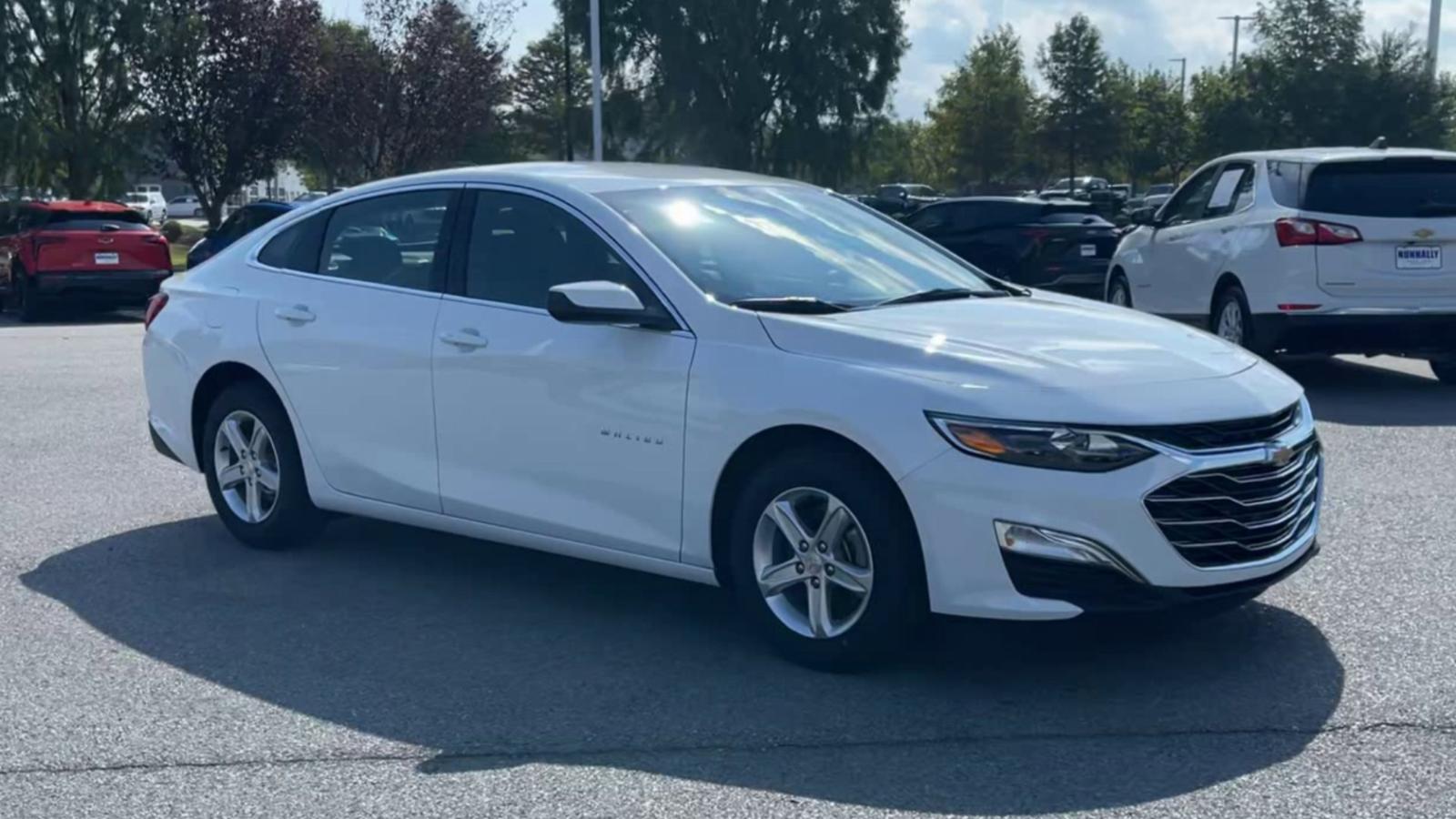 2025 Chevrolet Malibu Vehicle Photo in BENTONVILLE, AR 72712-4322