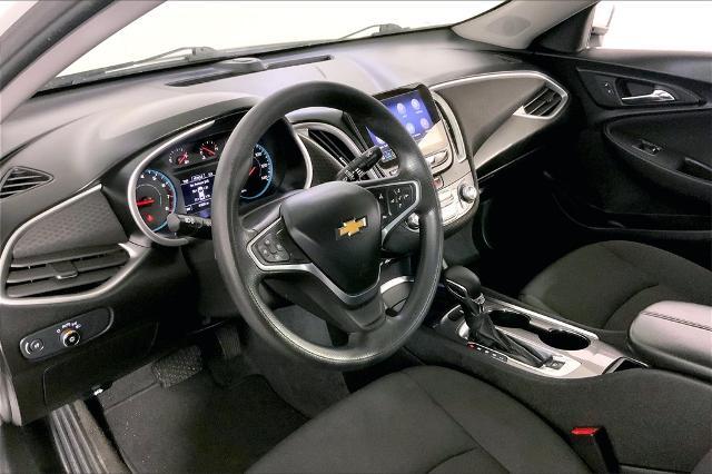 2022 Chevrolet Malibu Vehicle Photo in Lees Summit, MO 64086