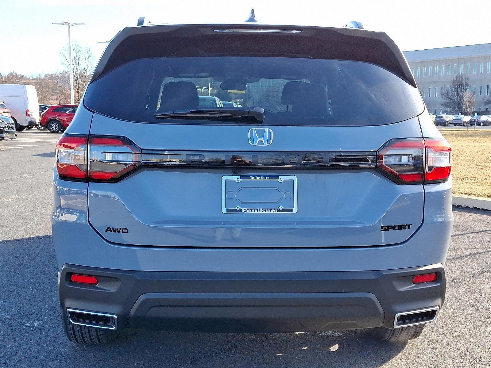 2025 Honda Pilot Vehicle Photo in Harrisburg, PA 17111