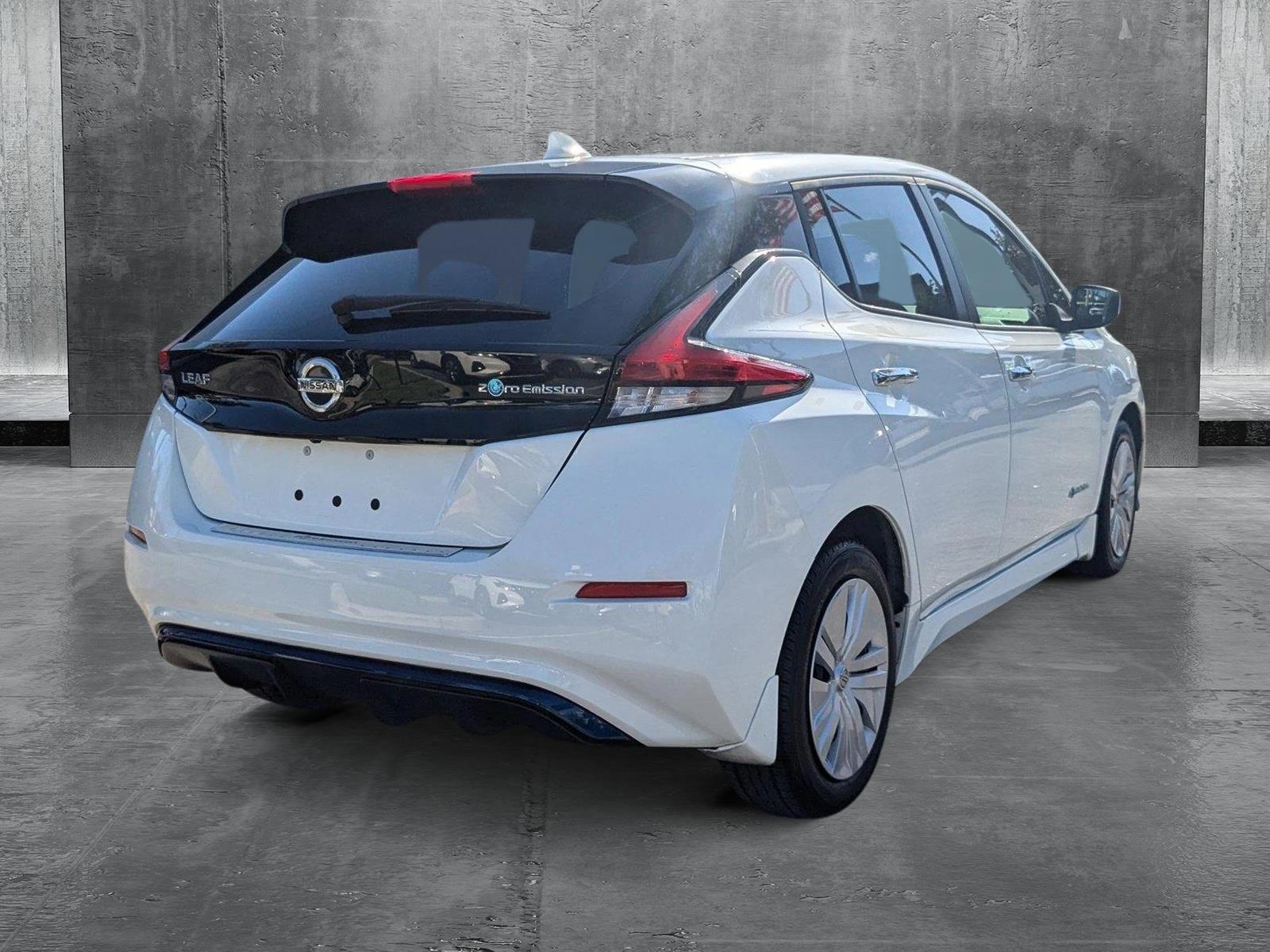 2018 Nissan LEAF Vehicle Photo in Miami, FL 33135