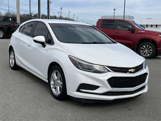 2017 Chevrolet Cruze Vehicle Photo in ALCOA, TN 37701-3235