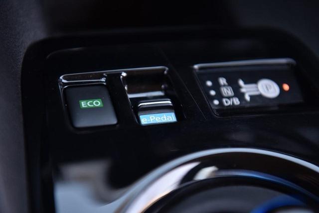 2024 Nissan LEAF Vehicle Photo in Ballwin, MO 63011