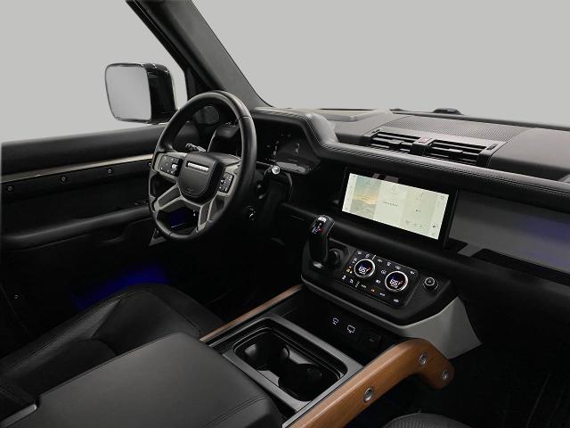 2023 Defender Vehicle Photo in Appleton, WI 54913
