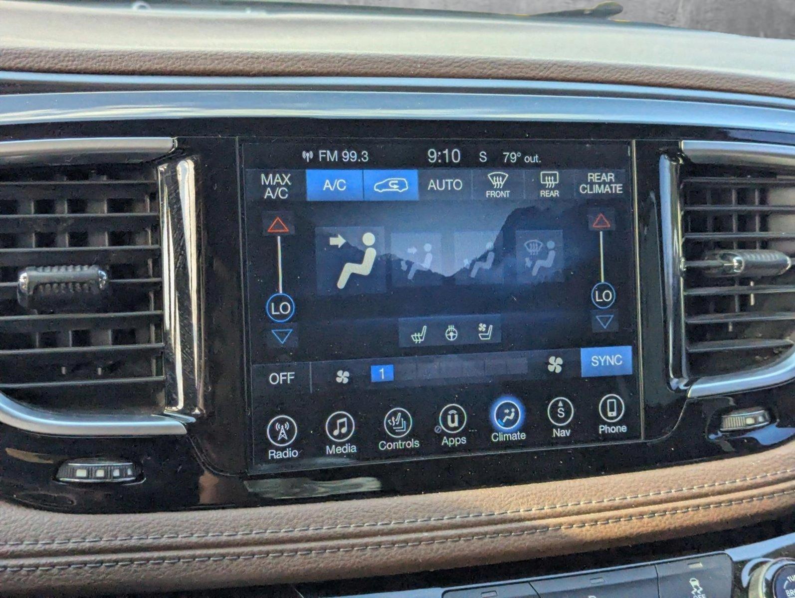 2017 Chrysler Pacifica Vehicle Photo in GREENACRES, FL 33463-3207
