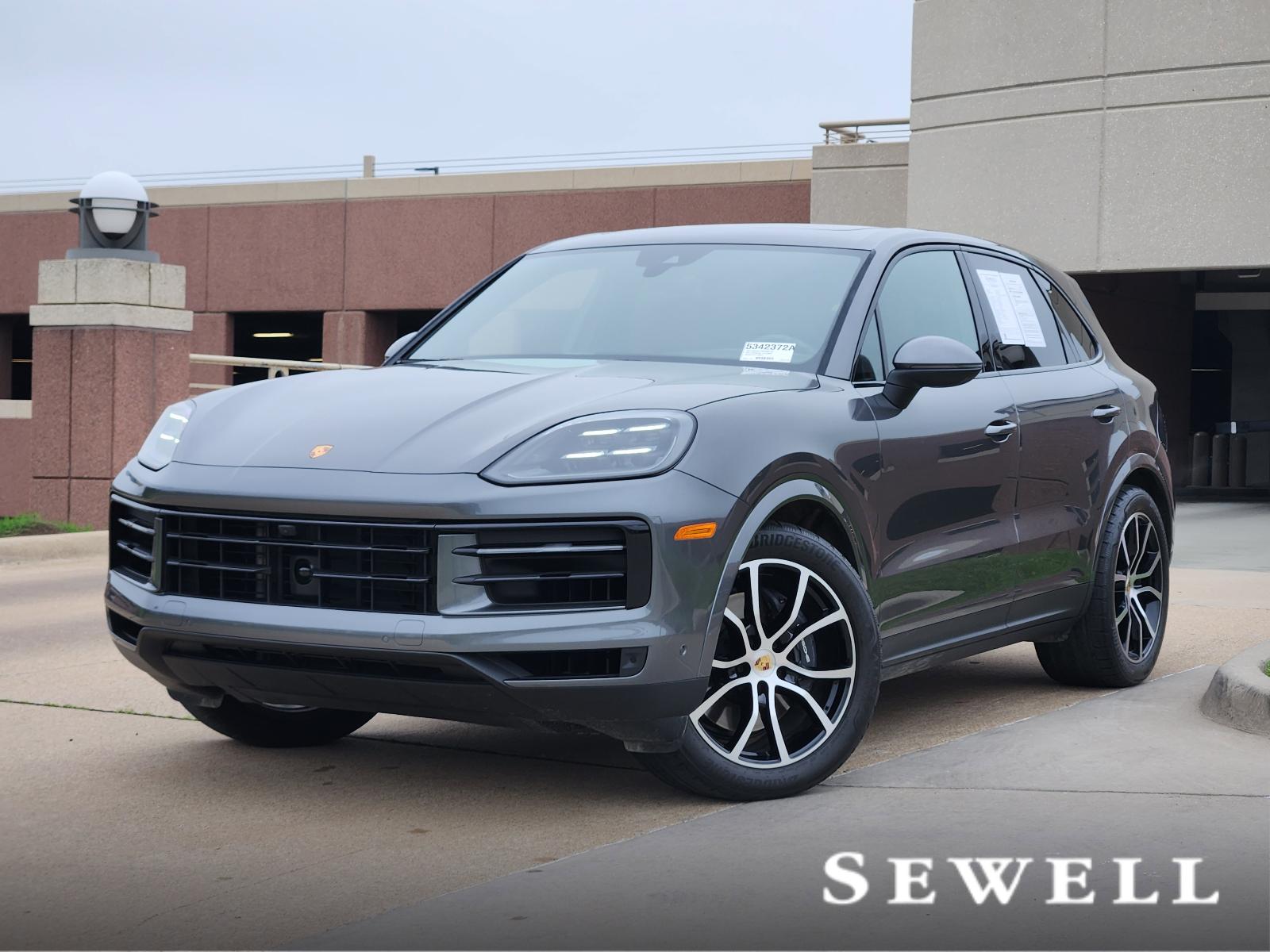 2024 Porsche Cayenne Vehicle Photo in PLANO, TX 75024