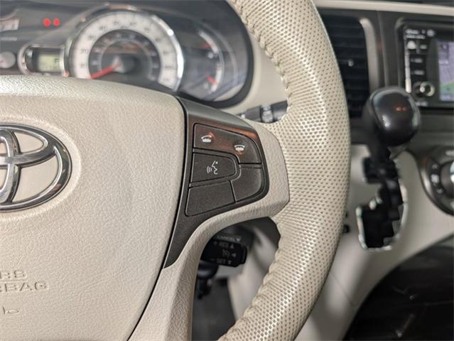 2013 Toyota Sienna Vehicle Photo in ENGLEWOOD, CO 80113-6708