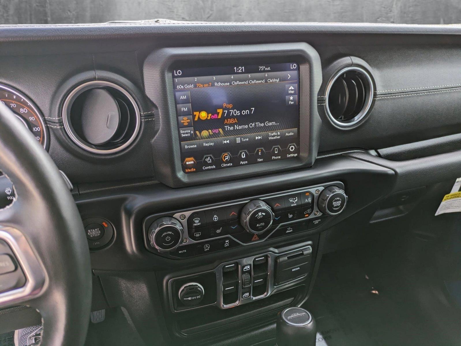 2022 Jeep Gladiator Vehicle Photo in GILBERT, AZ 85297-0446