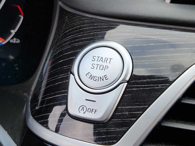 2022 BMW 740i xDrive Vehicle Photo in PLANO, TX 75024