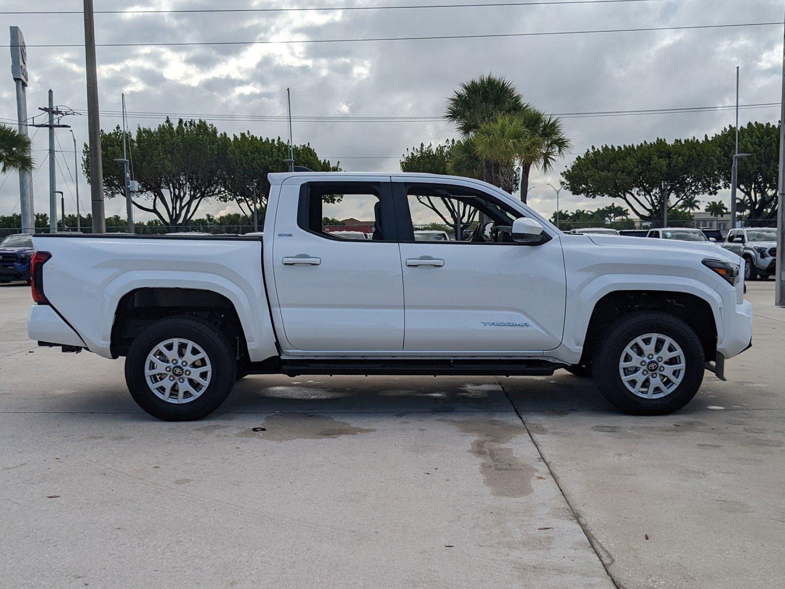 2024 Toyota Tacoma 2WD Vehicle Photo in Davie, FL 33331