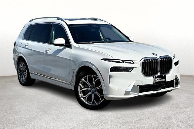 2024 BMW X7 xDrive40i Vehicle Photo in San Antonio, TX 78230