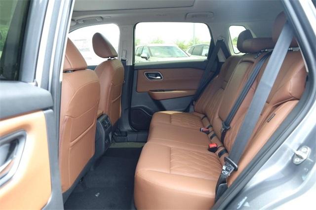 2025 Nissan Rogue Vehicle Photo in Hazelwood, MO 63042