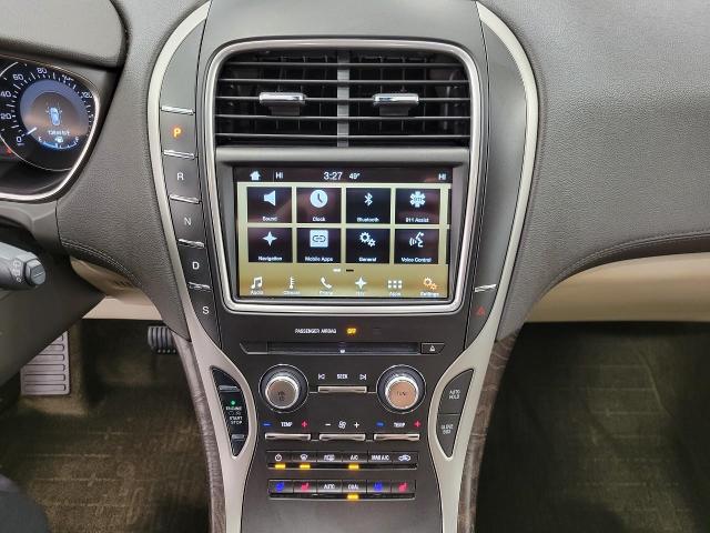 2016 Lincoln MKX Vehicle Photo in Neenah, WI 54956