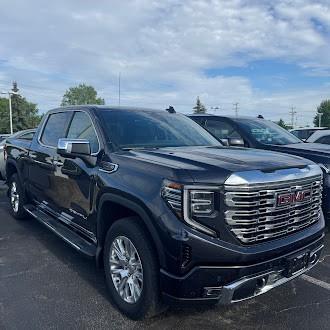 2024 GMC Sierra 1500 Vehicle Photo in NEENAH, WI 54956-2243
