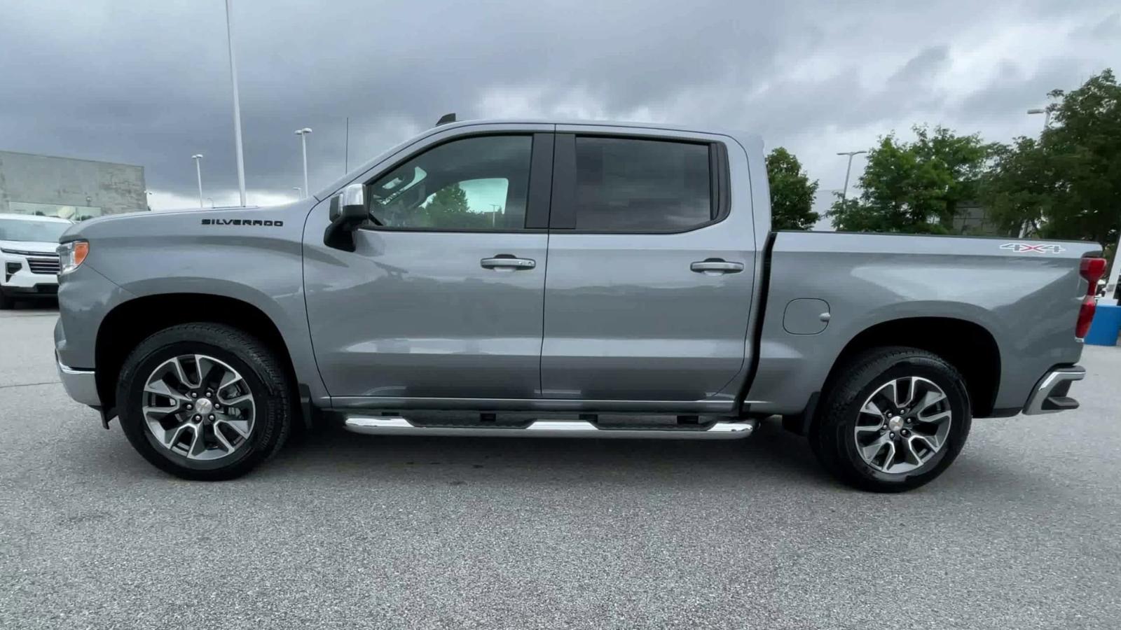2025 Chevrolet Silverado 1500 Vehicle Photo in BENTONVILLE, AR 72712-4322
