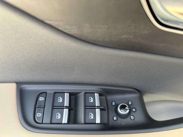 2025 Audi Q7 Vehicle Photo in HOUSTON, TX 77090