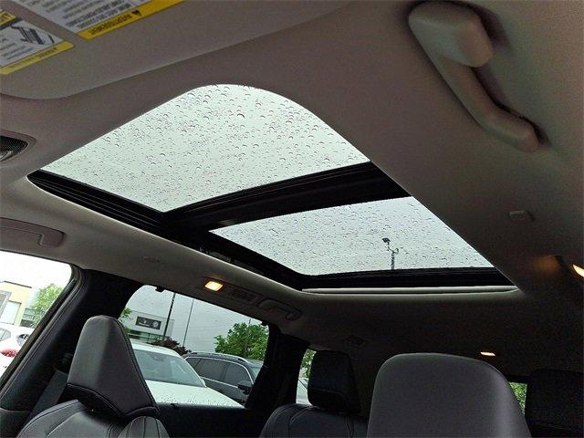 2025 INFINITI QX60 Vehicle Photo in Willow Grove, PA 19090