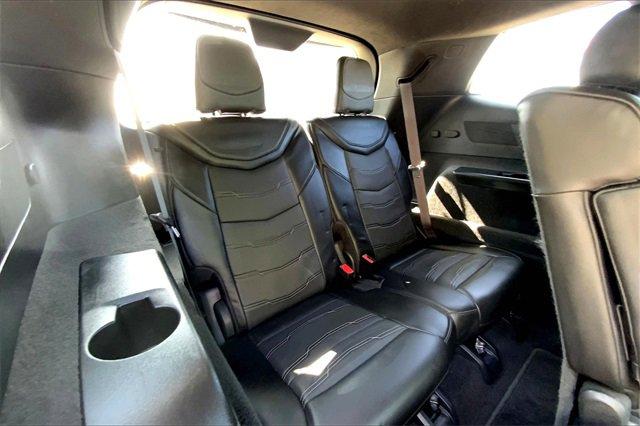 2022 Cadillac XT6 Vehicle Photo in KANSAS CITY, MO 64114-4545