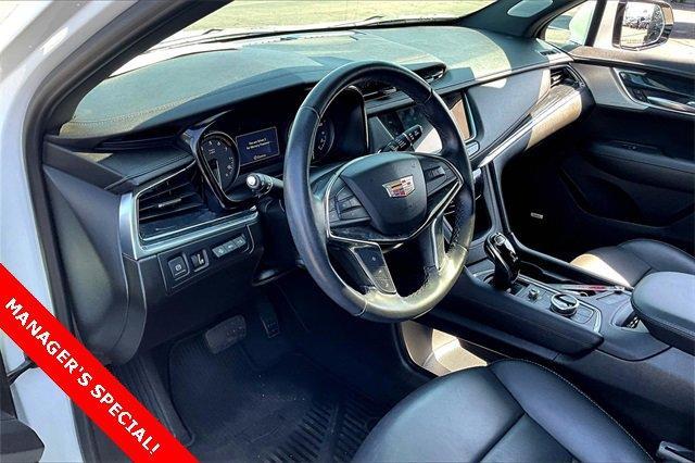 2021 Cadillac XT5 Vehicle Photo in TOPEKA, KS 66609-0000