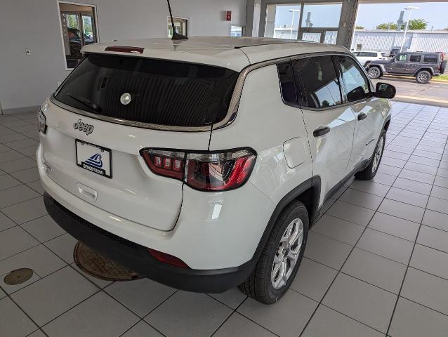 2025 Jeep Compass Vehicle Photo in Oshkosh, WI 54901