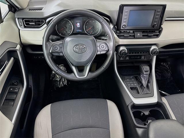 2019 Toyota RAV4 Vehicle Photo in Puyallup, WA 98371