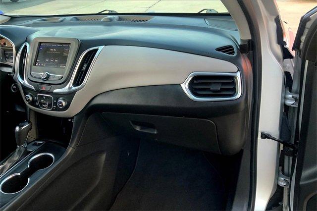 2020 Chevrolet Equinox Vehicle Photo in TOPEKA, KS 66609-0000