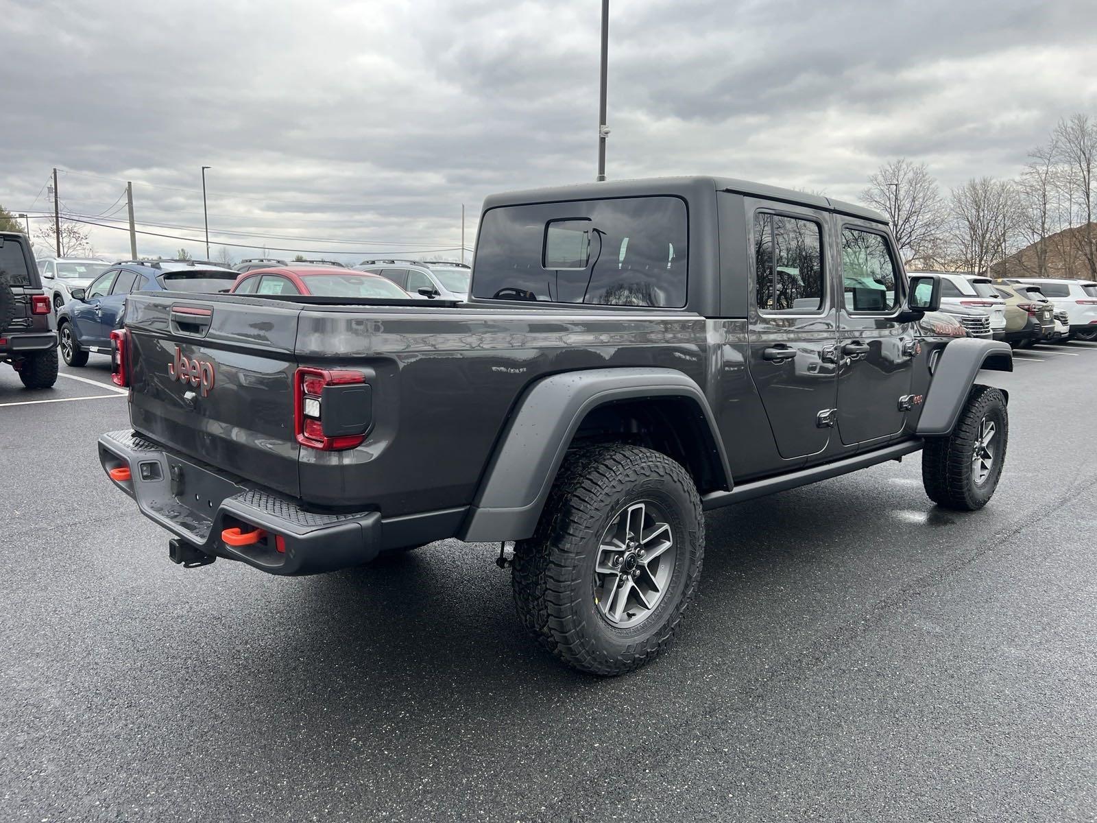2025 Jeep Gladiator Vehicle Photo in Mechanicsburg, PA 17050-1707