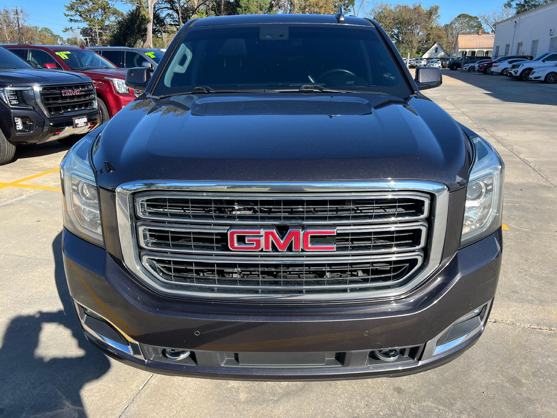 Used 2018 GMC Yukon SLT with VIN 1GKS1BKC5JR221524 for sale in New Roads, LA