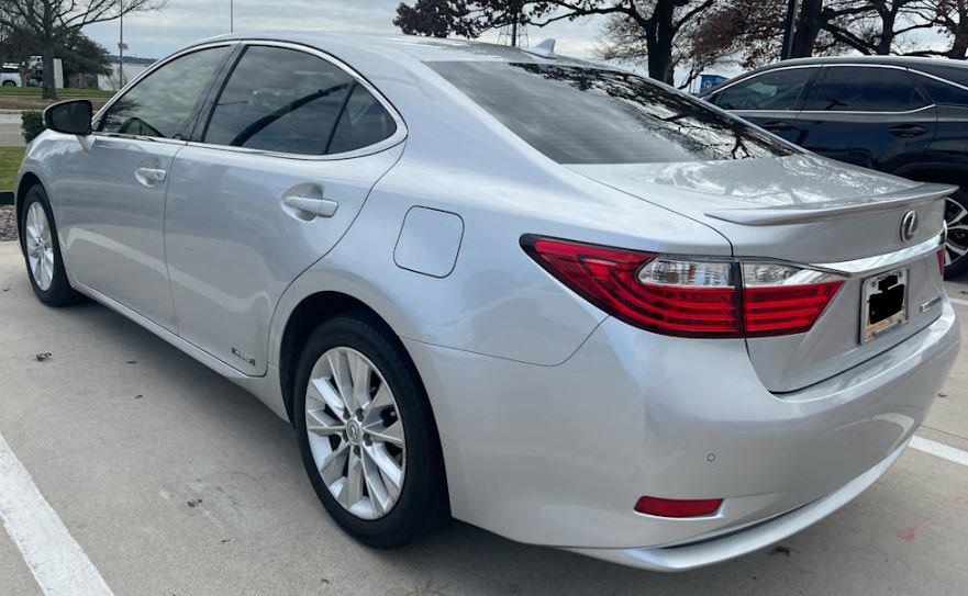 2013 Lexus ES 300h Vehicle Photo in FORT WORTH, TX 76132