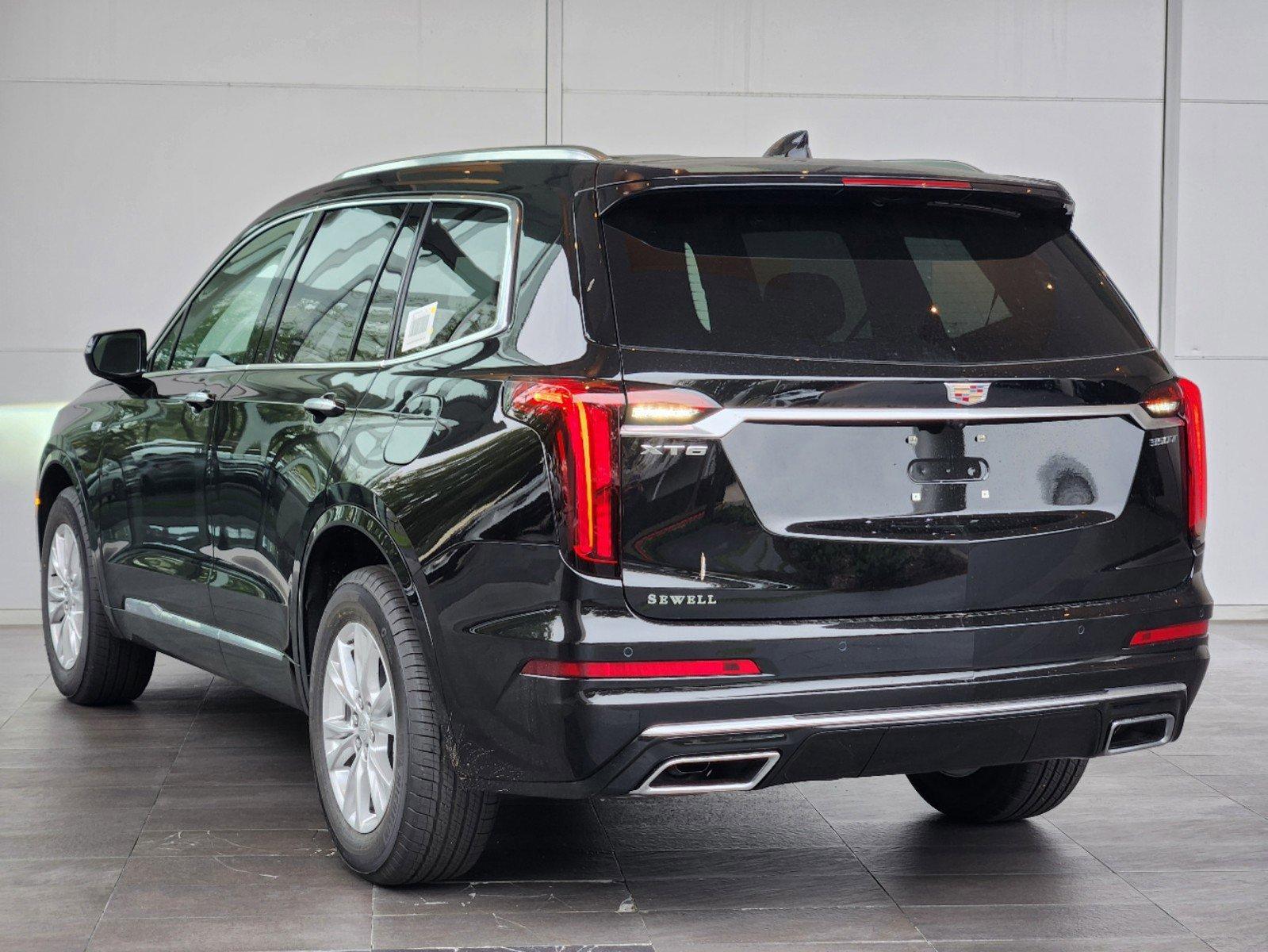 2025 Cadillac XT6 Vehicle Photo in HOUSTON, TX 77079-1502