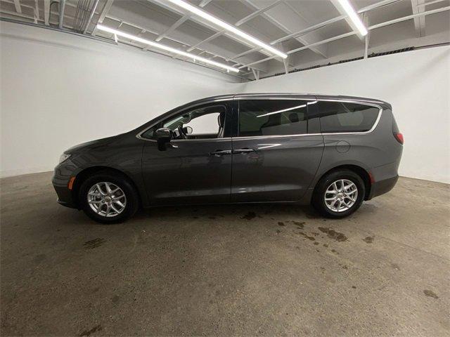 2023 Chrysler Pacifica Vehicle Photo in PORTLAND, OR 97225-3518