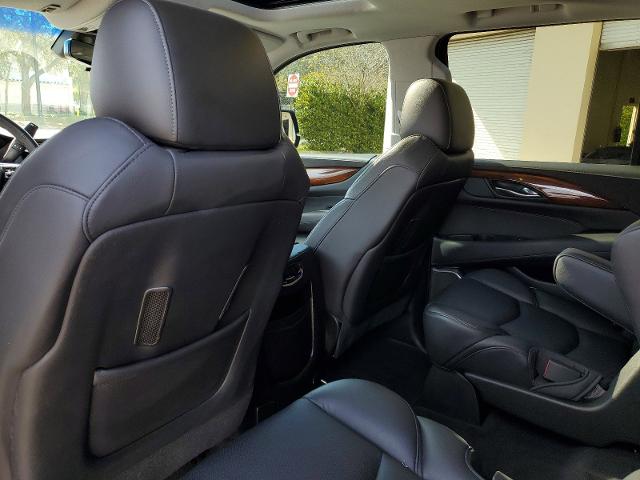 2017 Cadillac Escalade Vehicle Photo in POMPANO BEACH, FL 33064-7091