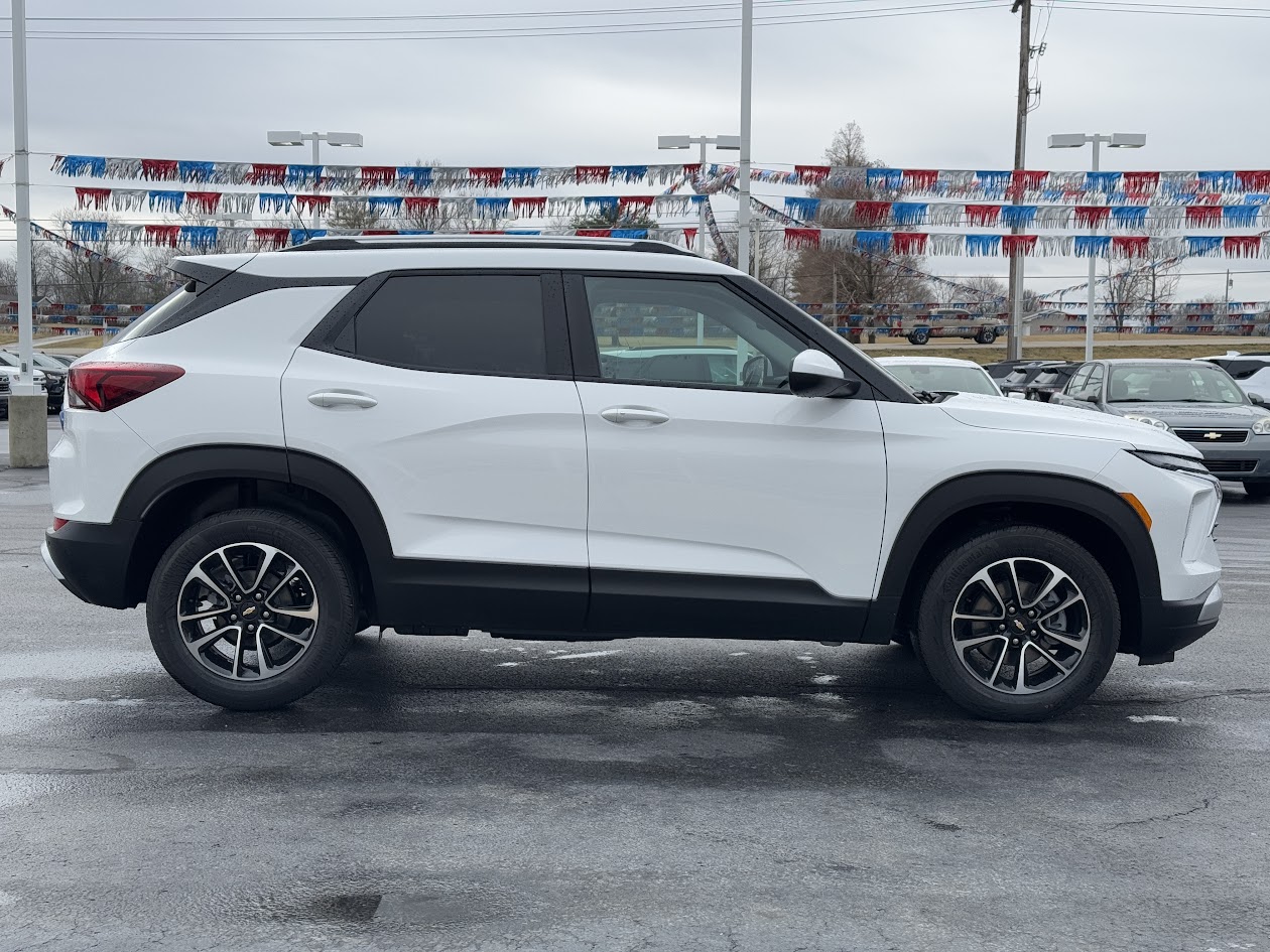 2025 Chevrolet Trailblazer Vehicle Photo in BOONVILLE, IN 47601-9633