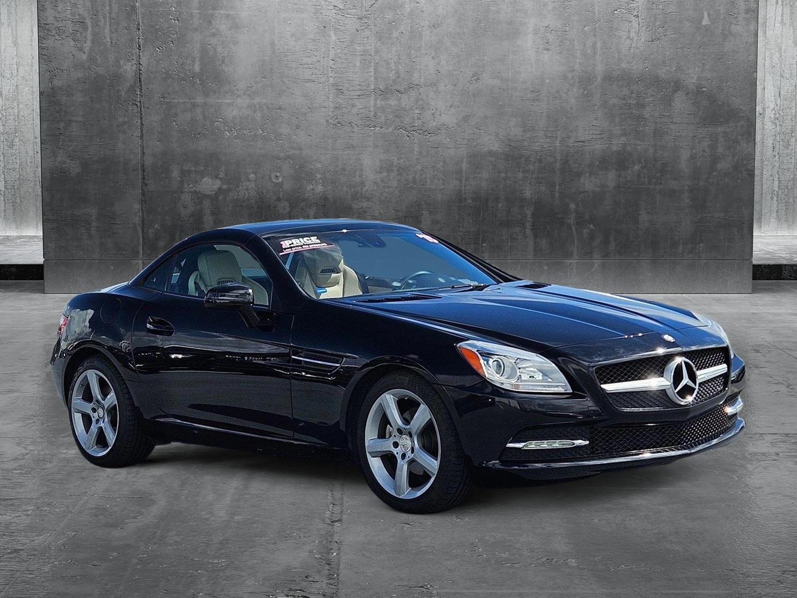 2015 Mercedes-Benz SLK-Class Vehicle Photo in Fort Lauderdale, FL 33316