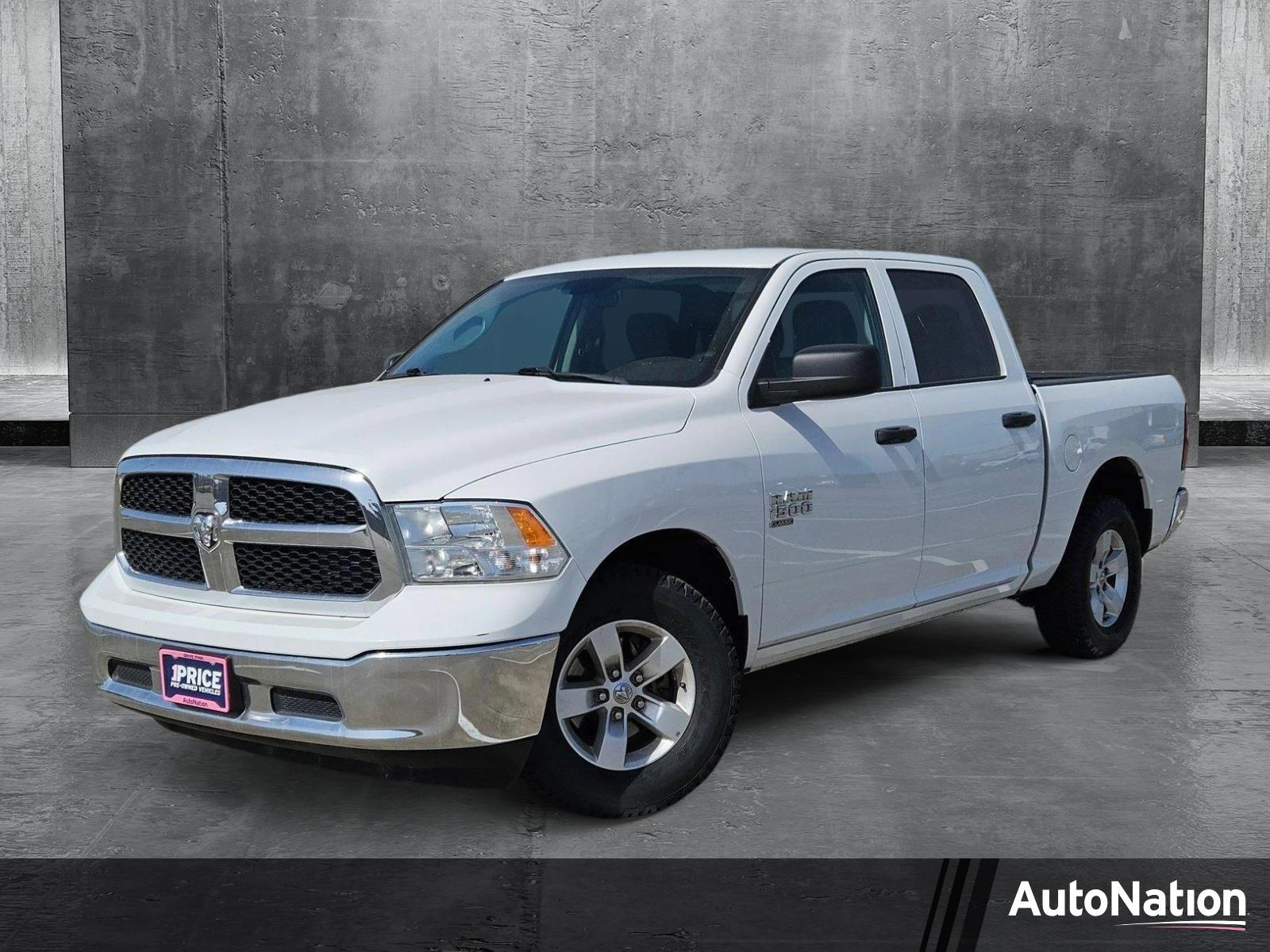 2022 Ram 1500 Classic Vehicle Photo in CORPUS CHRISTI, TX 78416-1100