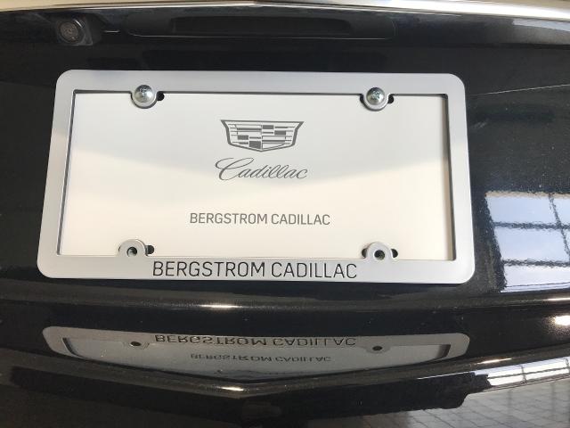 2018 Cadillac XT5 Vehicle Photo in GREEN BAY, WI 54303-3330