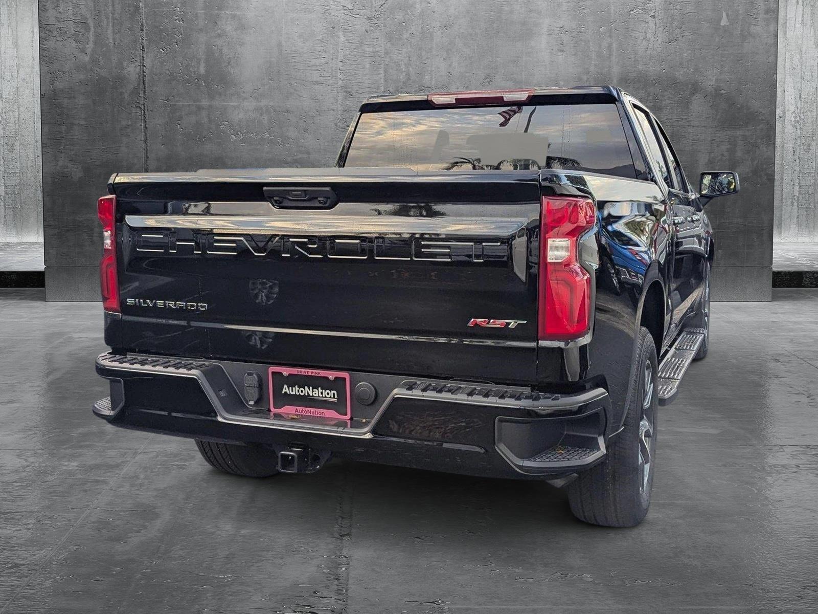 2025 Chevrolet Silverado 1500 Vehicle Photo in GREENACRES, FL 33463-3207