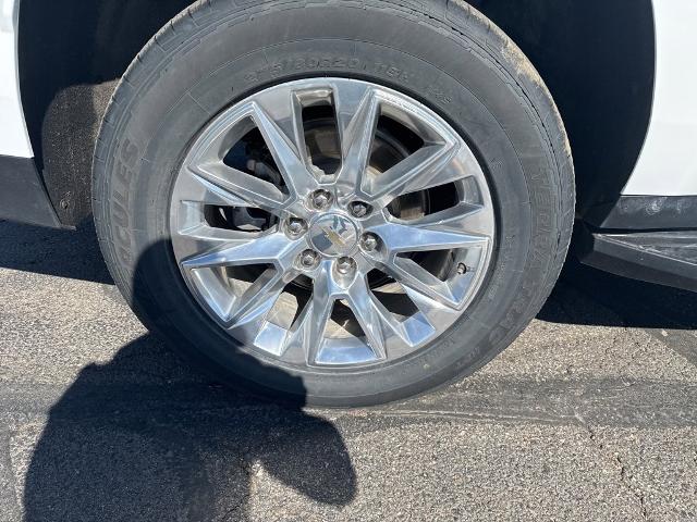 2023 Chevrolet Suburban Vehicle Photo in MANHATTAN, KS 66502-5036