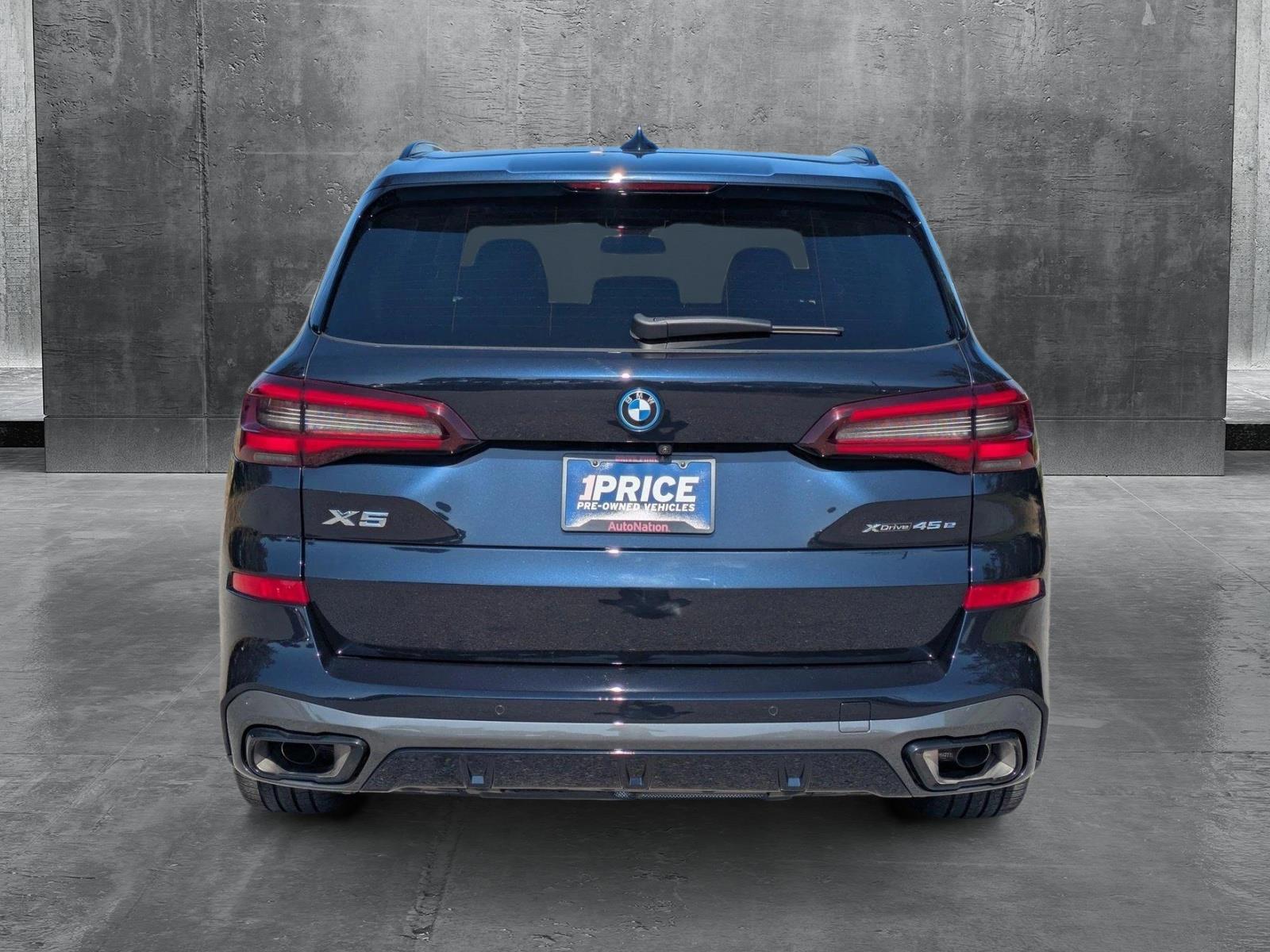 2023 BMW X5 xDrive45e Vehicle Photo in Sarasota, FL 34231