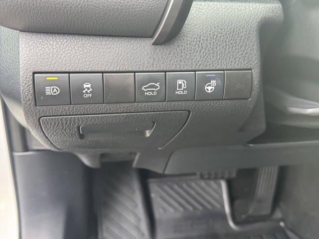 2022 Toyota Camry Vehicle Photo in LEOMINSTER, MA 01453-2952